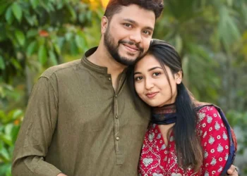 Happy Couple - Faraaz & Sara